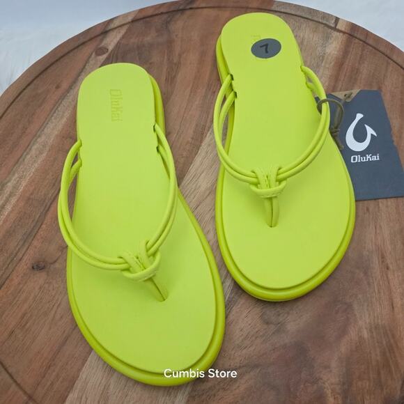 Olukai 'Aka Flip Flop Women's Size 7 Comfort Slippers Beach Sandal Citron New - Picture 1 of 7